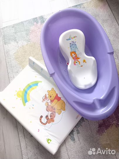 Ванночка для купания с горкой и пеленальная доска