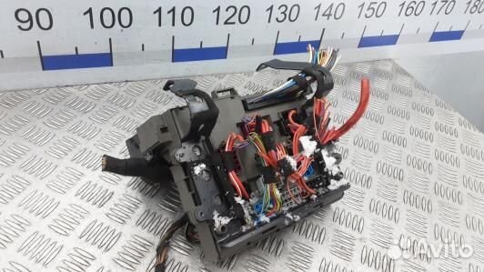 Блок предохранителей BMW 3 E90/E91 (94H10M101)