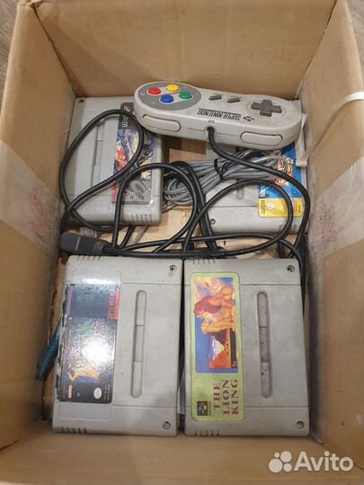 Super nintendo приставка и 6 игр