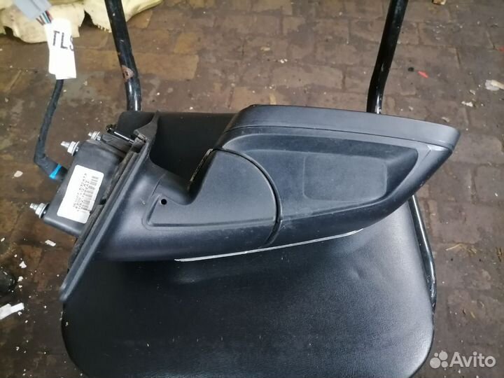 Зеркало правое Land Rover Freelander 2