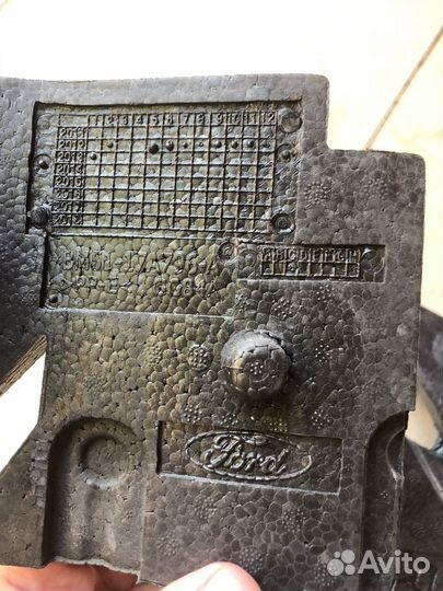 Наполнитель переднего бампера форд фокус 3