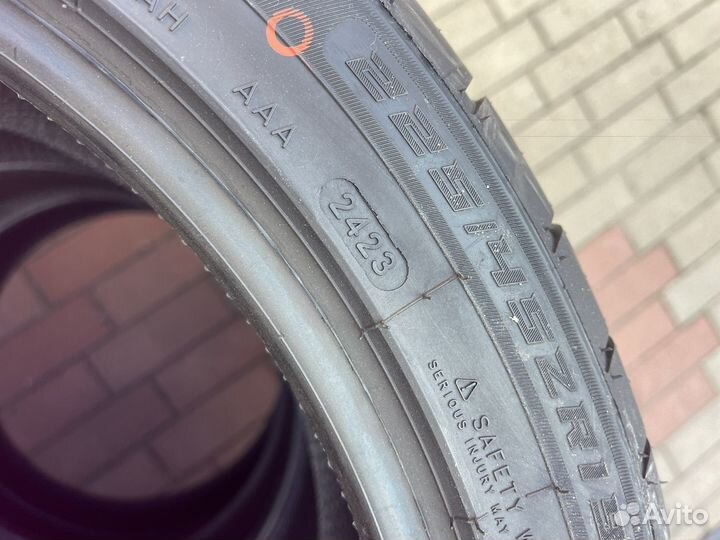 Windforce Catchfors UHP 225/45 R19 96W