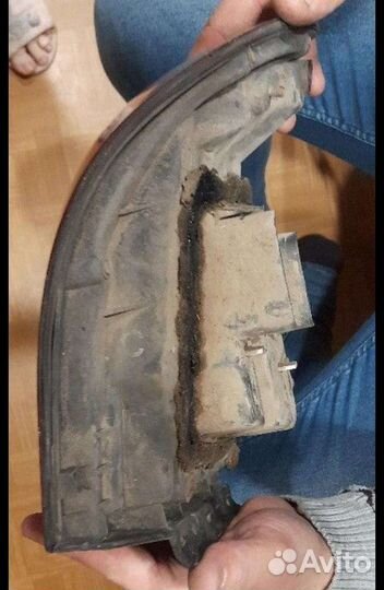 Фара задняя левая Nissan maxima