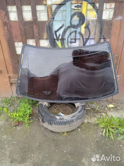 Заднее стекло Тойота Чайзер GX100