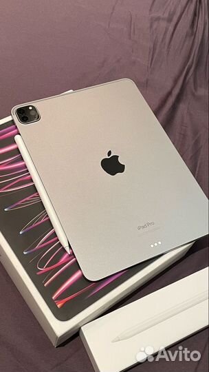 iPad Pro 11 M2 2022 128Gb Silver Б/У