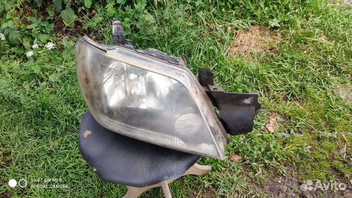 Фара правая оригинальная митсубиси аутлендер 1
