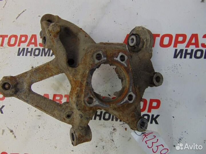 Кулак поворотный задний правый Opel Vectra C 2002