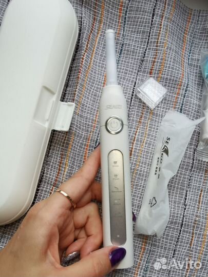 Электрическая зубная щетка seago