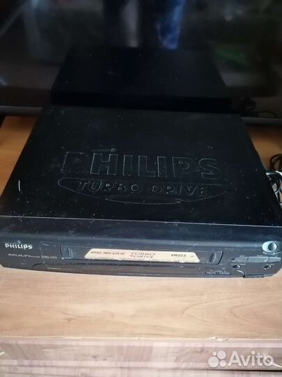 Видеомагнитофон