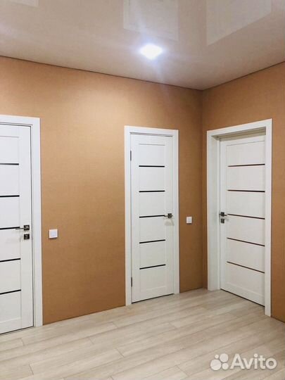 Белые межкомнатные двери с антивандальным покрытие