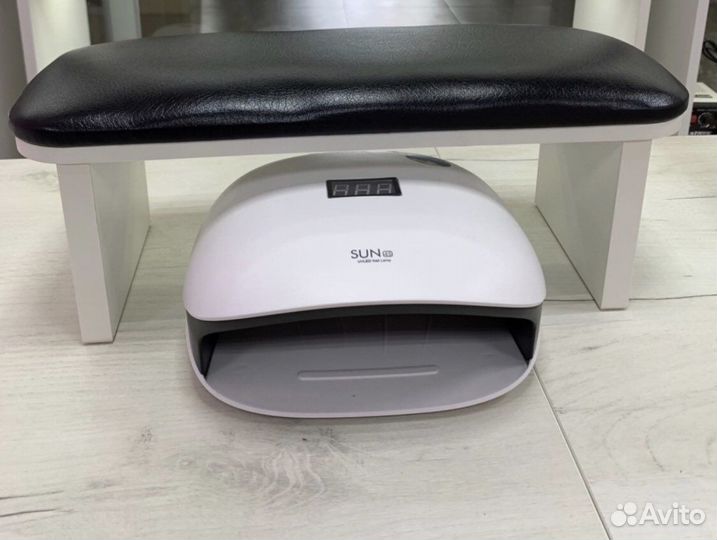 Подставка для рук маникюрная новая