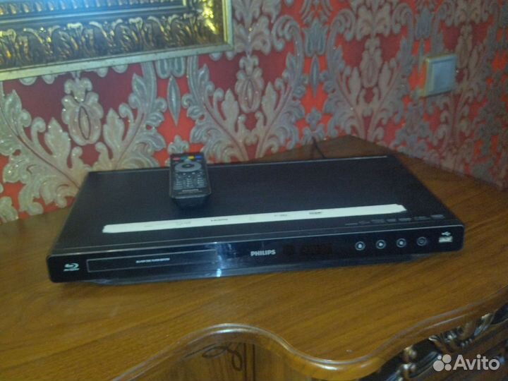 Blu-ray / DVD проигрыватель Philips