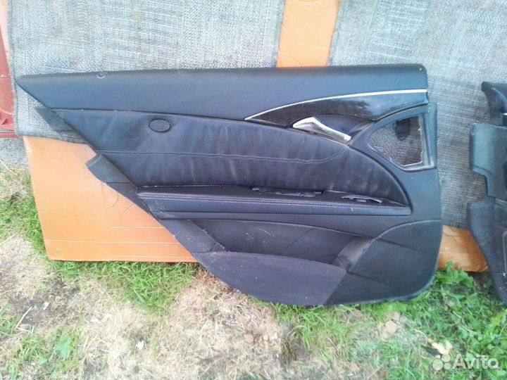 Обшивка дверей w211