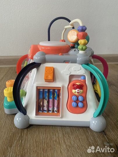 Игровой центр (бизиборд)