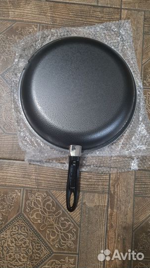 Сковорода новая 30см
