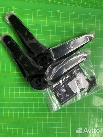 Erisson 32LES77T2 ножки
