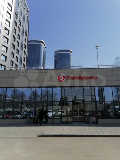 Торговое помещение, 2417 м²