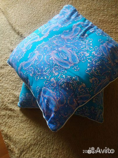 Подушки,плед