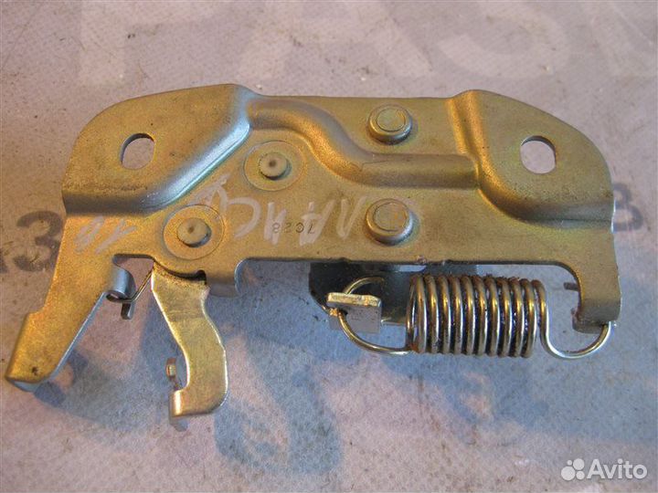 Замок капота Mitsubishi Lancer седан 2007