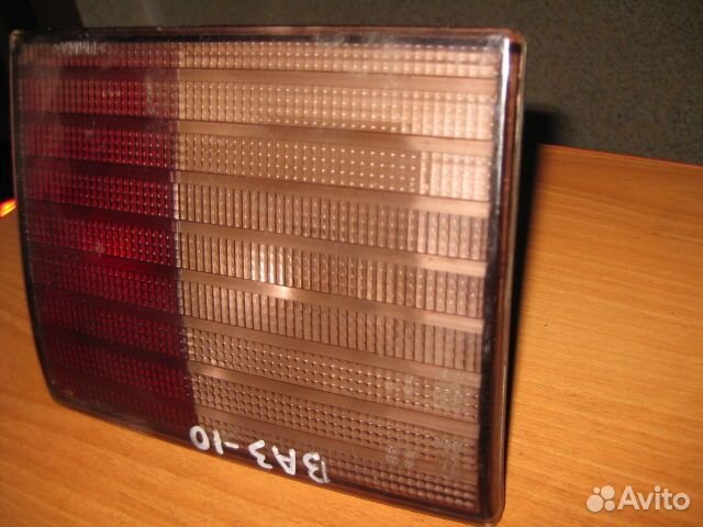 Фонарь задний внутренний левый Лада 2110