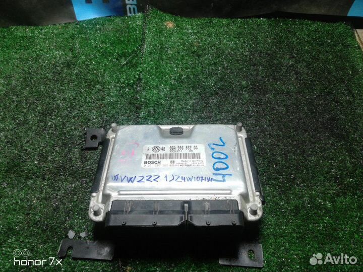 Блок управления двигателем Volkswagen Golf AZJ