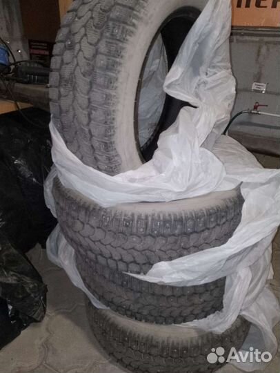 Yokohama Ice Guard F700Z 205/60 R16