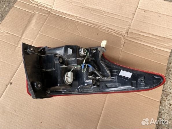 Митсубиси Аутлендер 3 фонарь В крыло правый