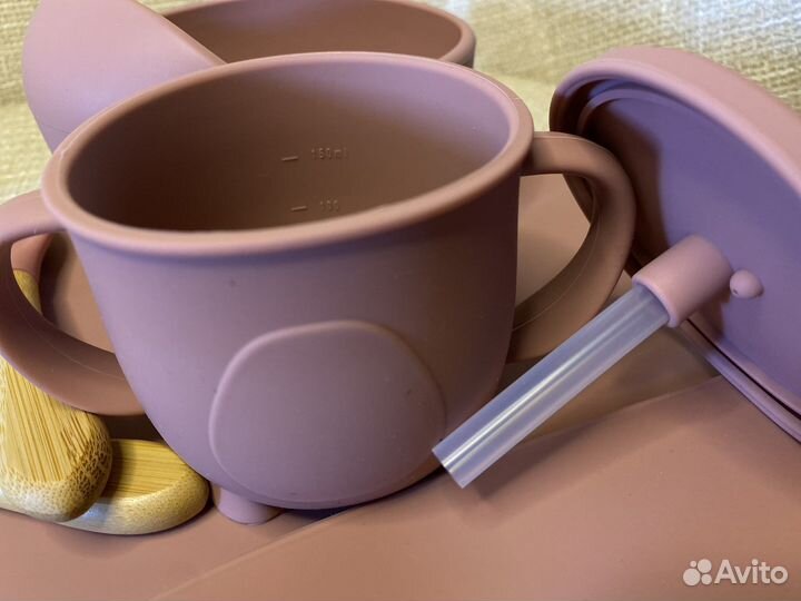 Набор столовой посуды для детей из силикона