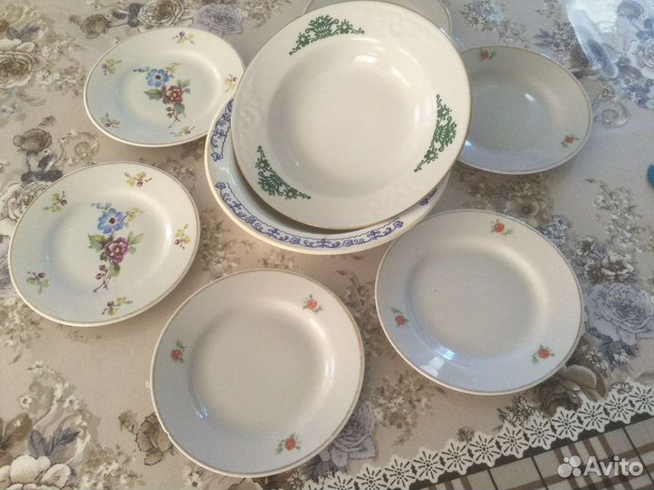 Набор столовых тарелок СССР