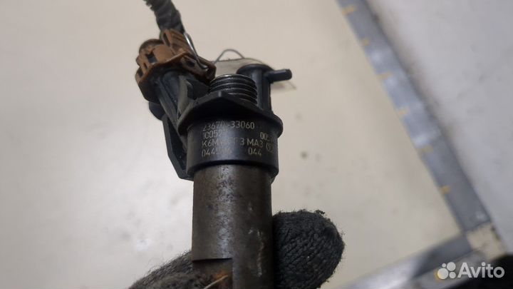 Форсунка топливная Toyota Yaris, 2010