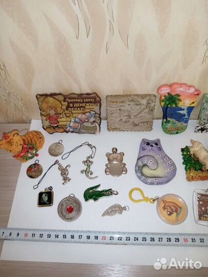 Магниты на холодильник. Брелки для ключей. Коллекц