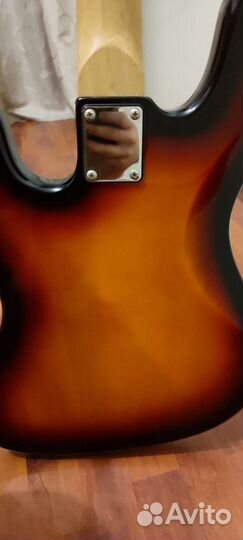 Бас гитара Legend by Aria Pro ll