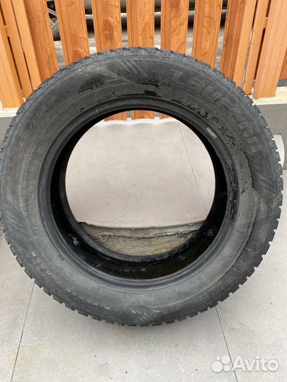 Laufenn I Fit Ice LW 71 235/60 R18