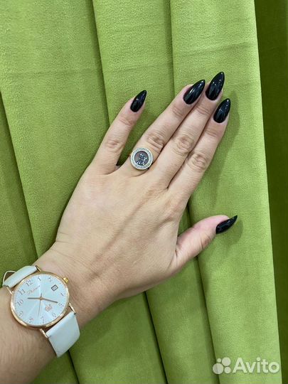 Наращивание ногтей