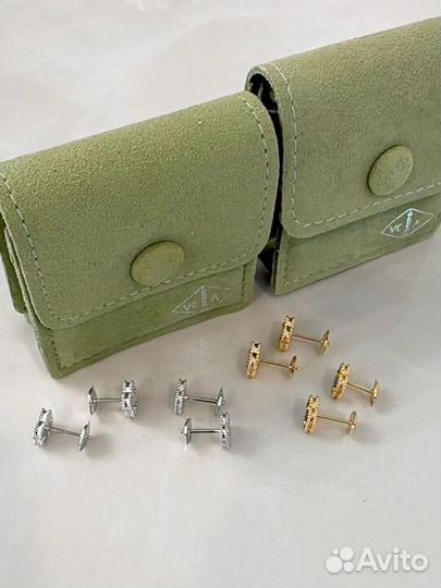 Серьги мини van cleef золотые