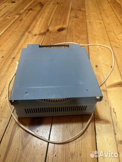 Кварцевая лампа бактерицидная