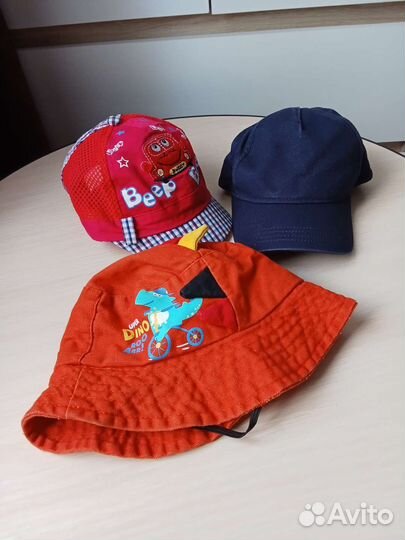 Панама, кепки