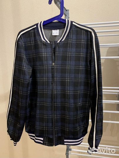 Костюм спортивный