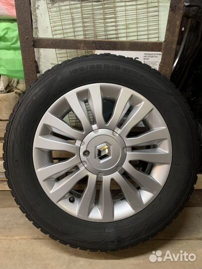 Nokian Tyres Hakkapeliitta R2 185/65 R15 92R