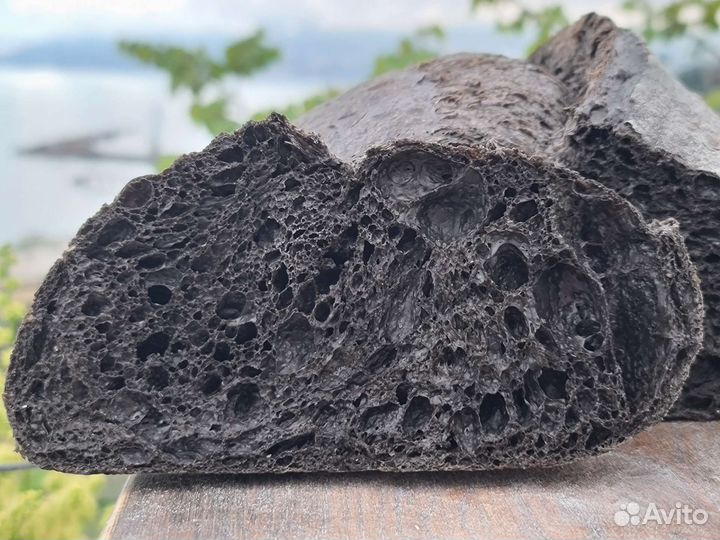 Чёрный хлеб тартин на живой закваске