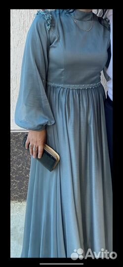 Вечернее платье