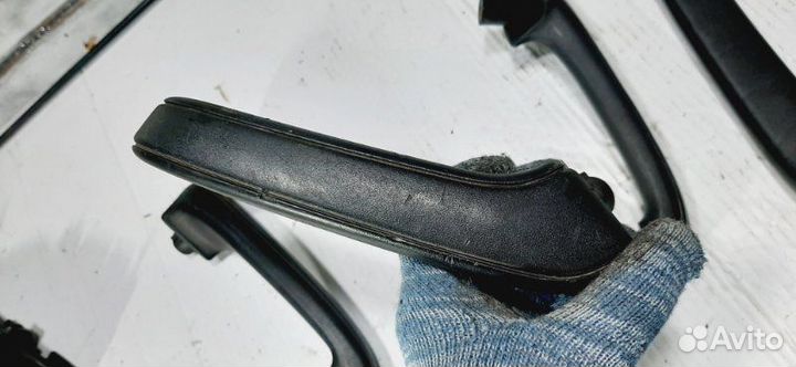 Ручка двери внутренняя Volkswagen Passat B3 2.0