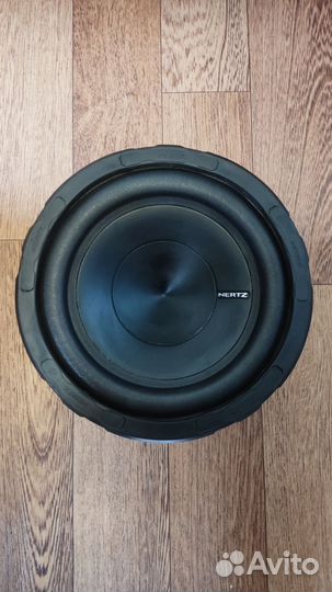 Сабвуфер Hertz ES 200.5
