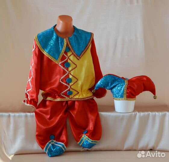 Гарри Поттер: мантия очки шарф галстук прокат