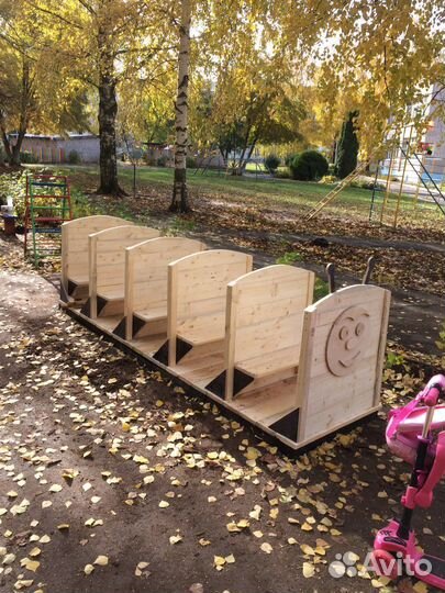 Гусеница для детской площадки