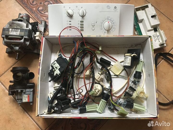 Запчасти для Hotpoint-Ariston avtl 83