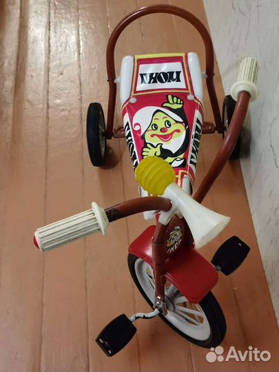 Детский трехколесный велосипед