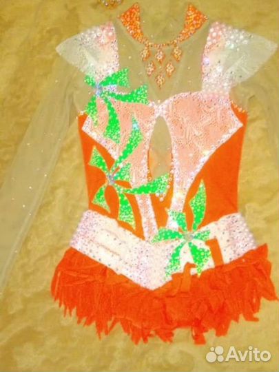 Купальник для художественной гимнастики