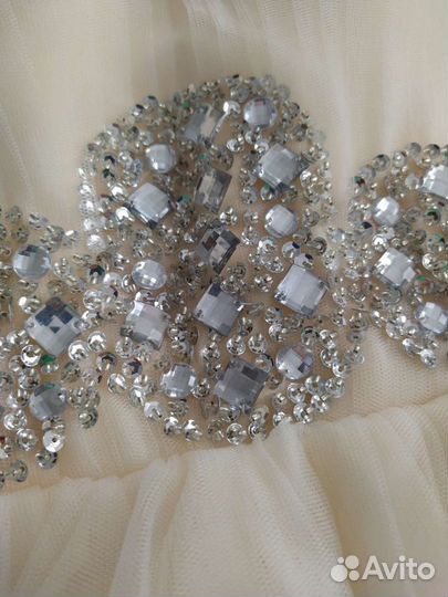 Новое платье на праздник, свадьбу