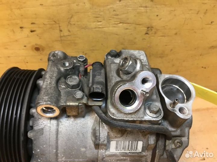 Компрессор кондиционера Mercedes-Benz C200 W203